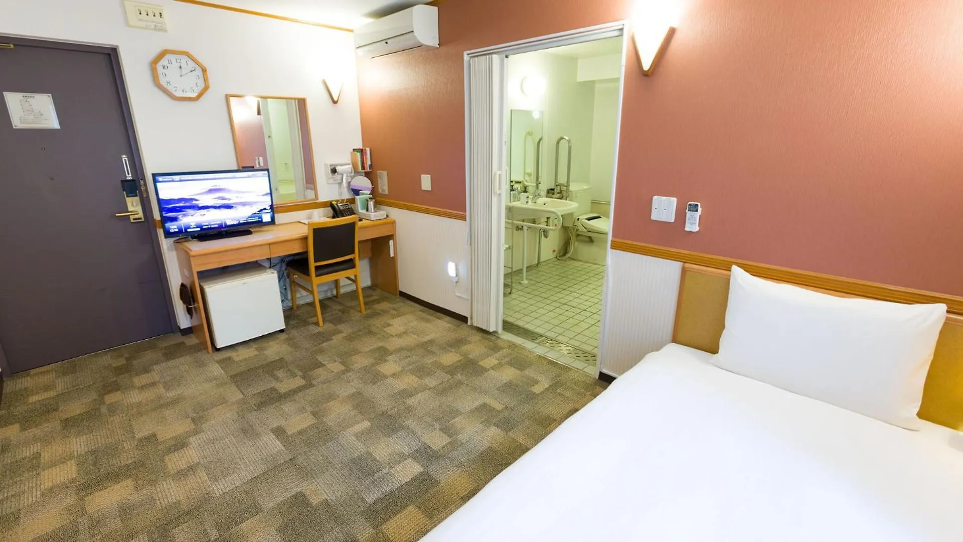 Toyoko Inn Tokyo Tameike-Sanno-Eki Kantei Minami 3*,